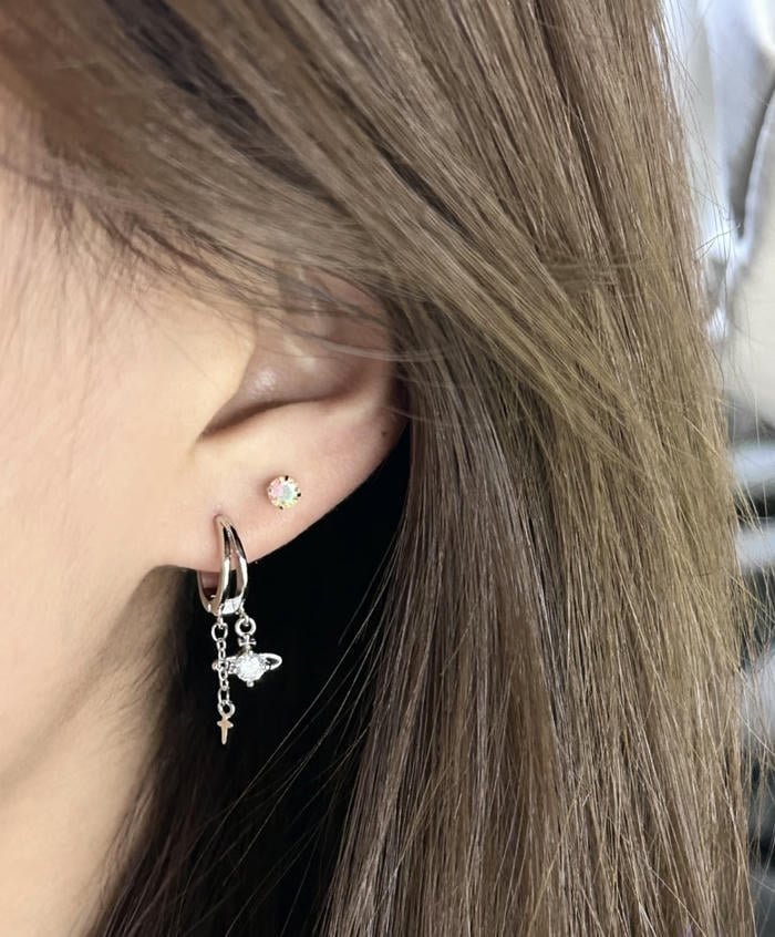 glam female profile with jewelry