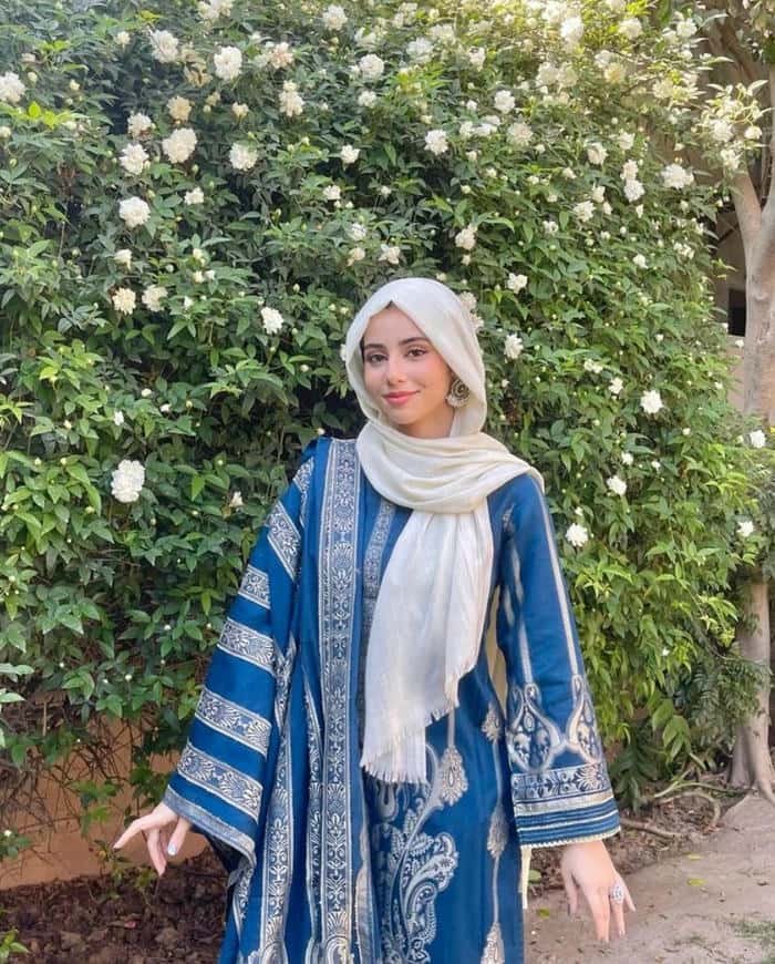 modest muslim girl dp hijab style
