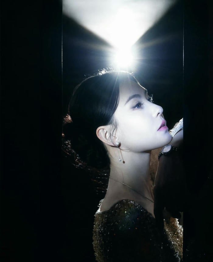 moody silhouette in shadow girl dp