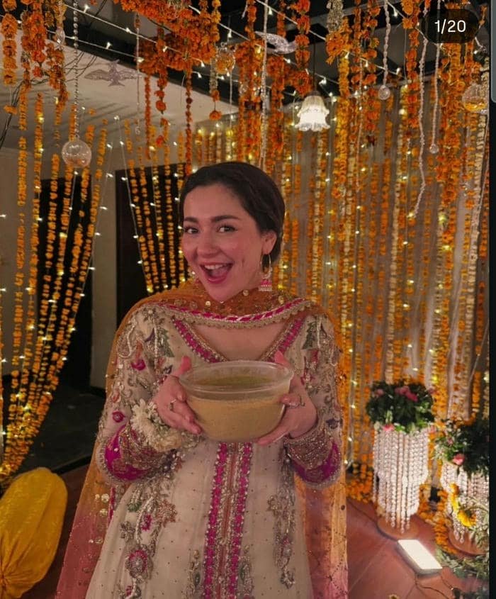 poised indian girl dp confident look