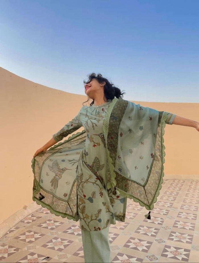 pretty punjabi girls dp profile photo