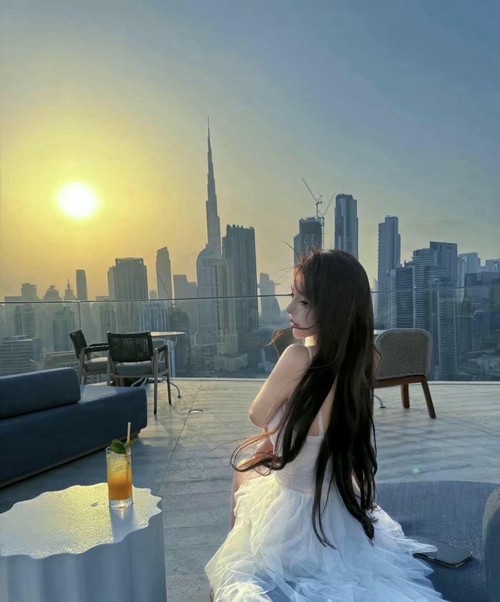 pure happiness in happy girl dp