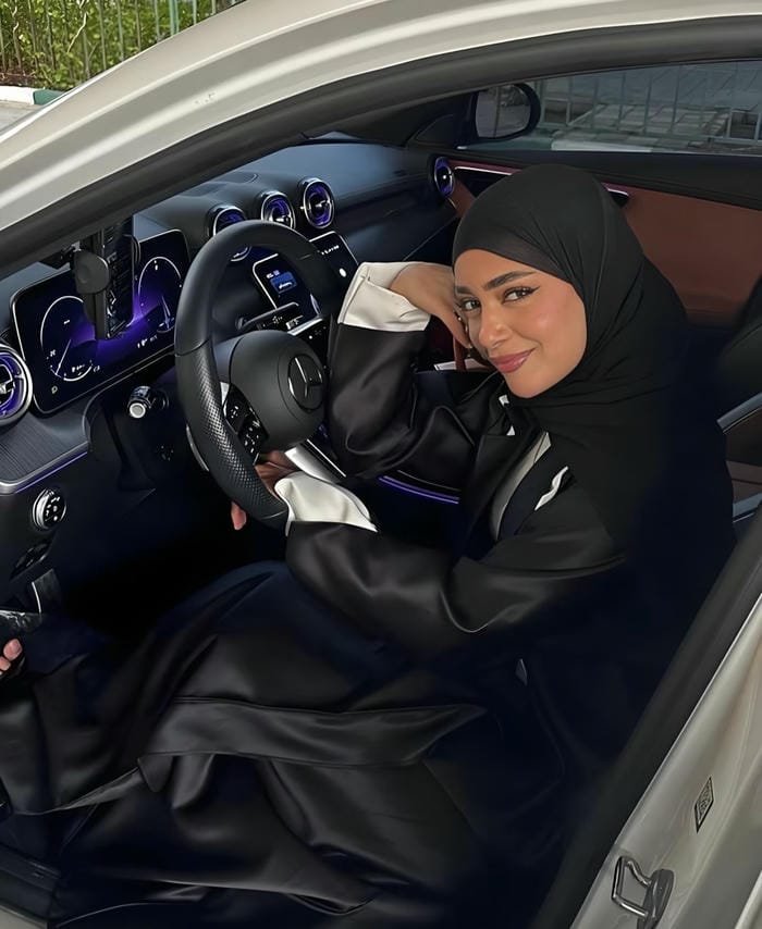 serene moment in ramadan dp for girls