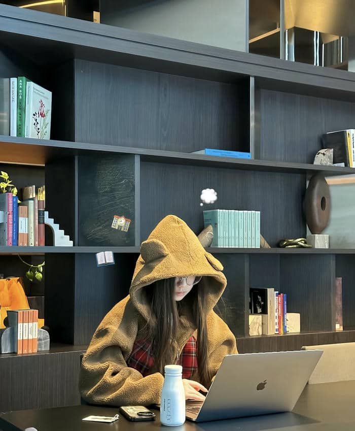 soft atmosphere of study girl dp