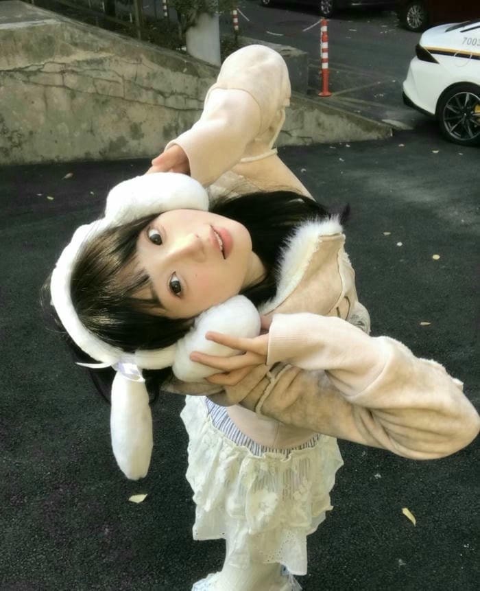 soft happiness in happy girl dp