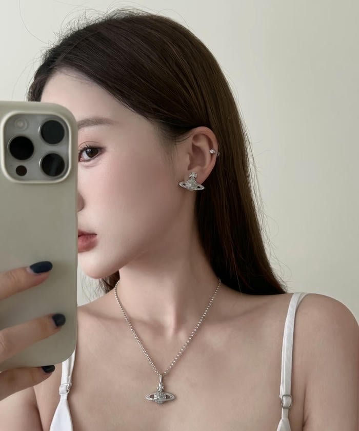 soft light portrait featuring earrings