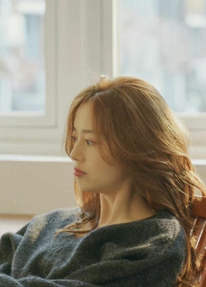 soft lighting for smart girl dp