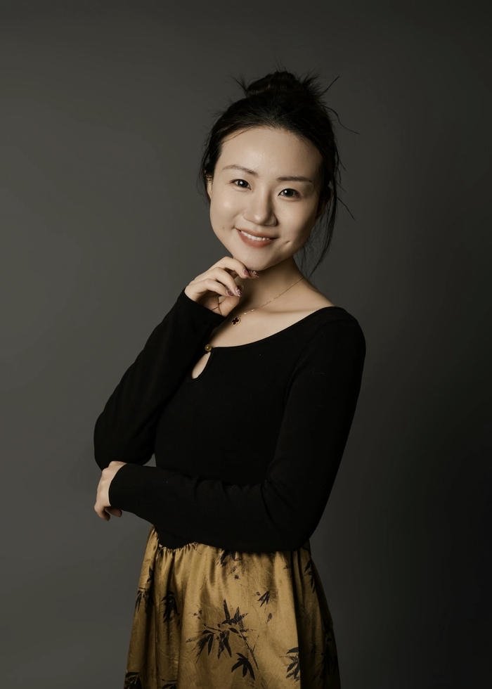 soft profile dp for girl portrait