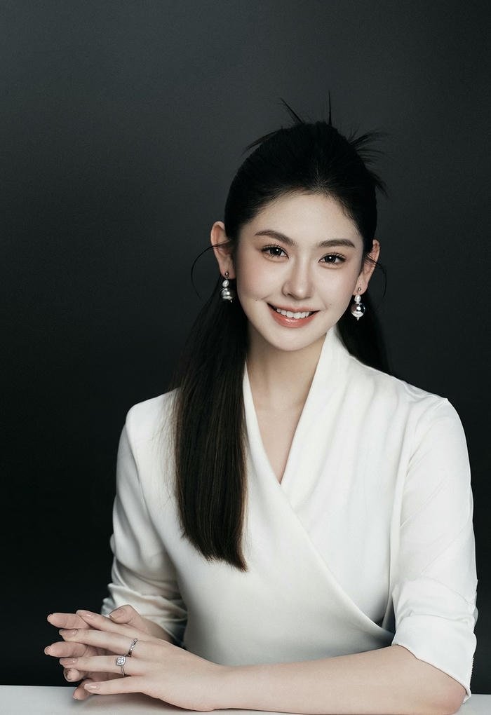 soft tone profile dp for girl