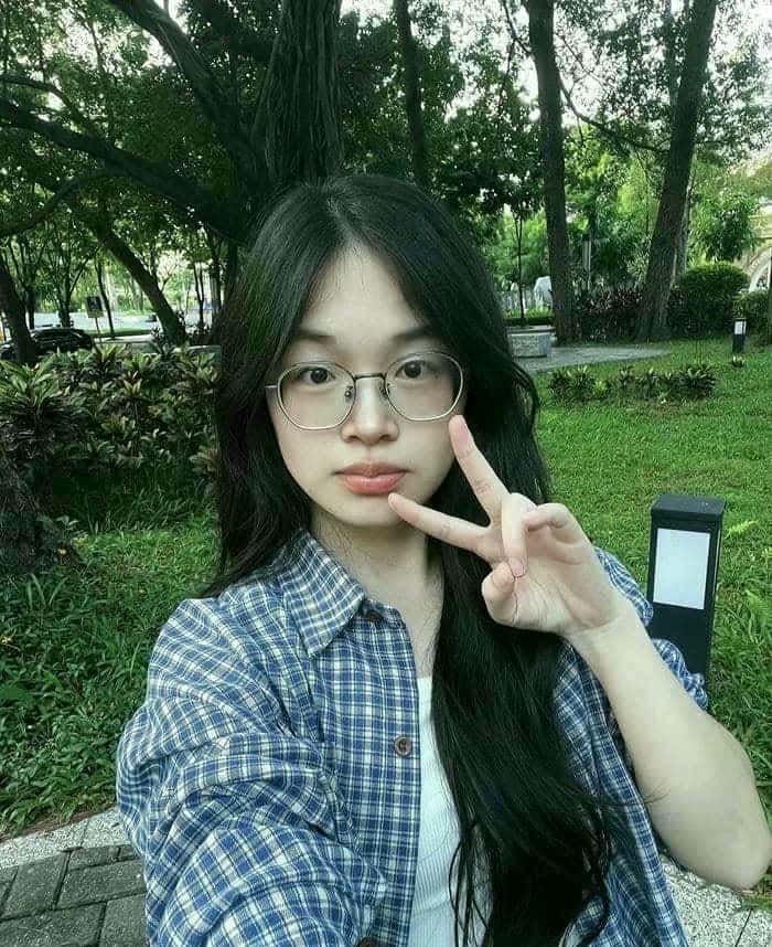 sunny vibe from happy girl dp