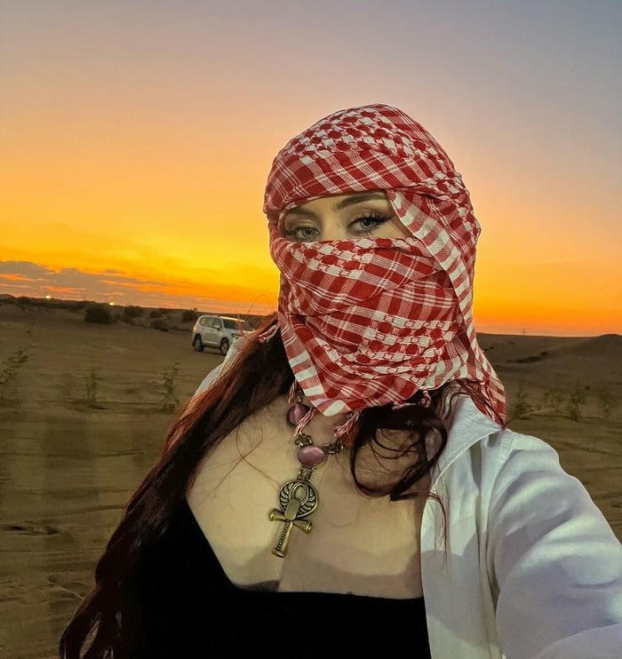 sweet islamic girls dp charming smile