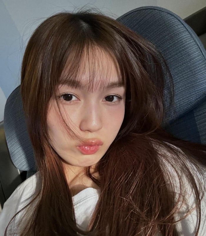 sweet love dp for girls portrait