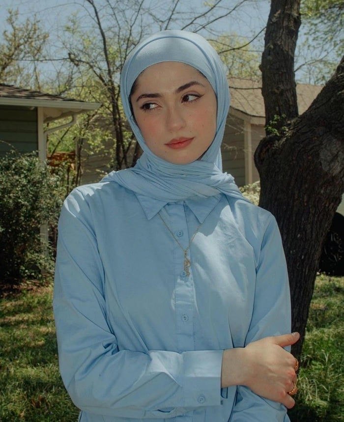 timeless muslim girl dp elegant beauty