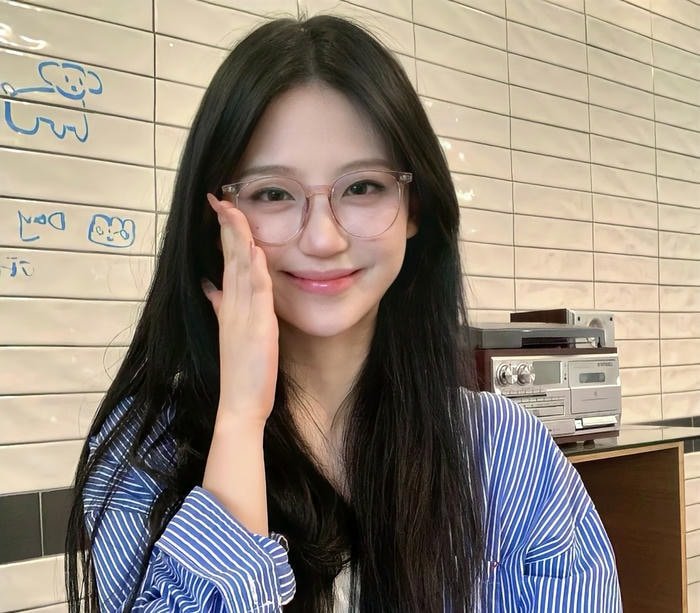 timeless profile dp for girl beauty