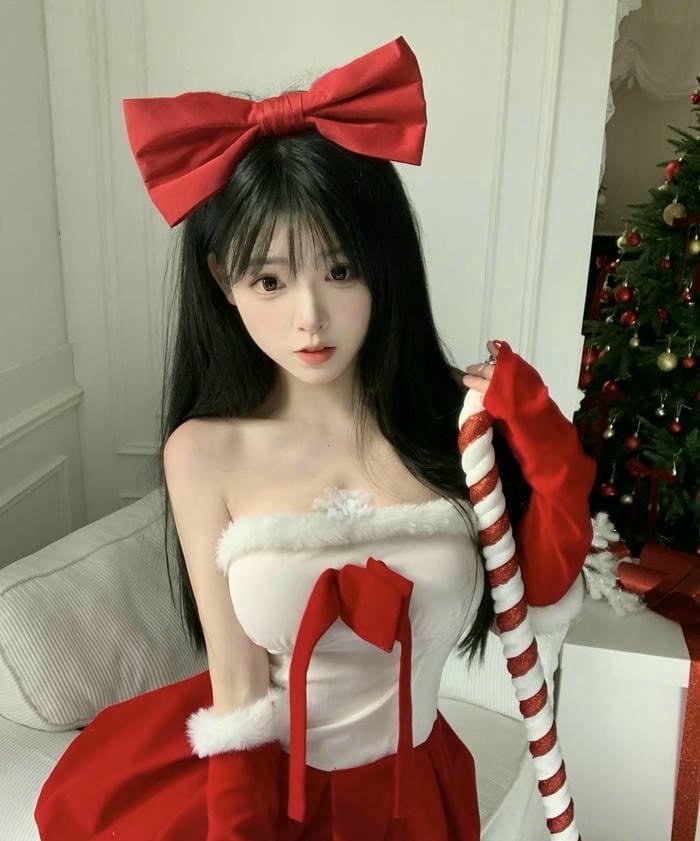 uplifting energy from happy girl dp