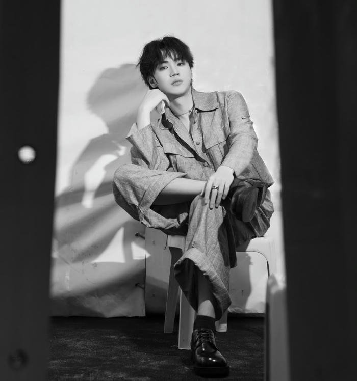 boy drifting thoughts dp mood off