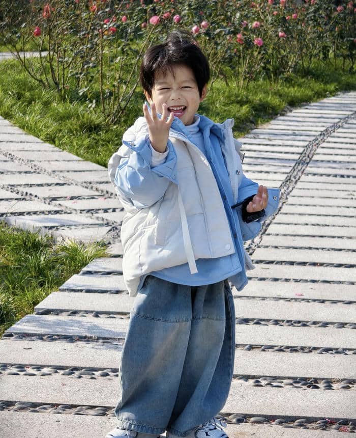 boys silly funny dp smile attack