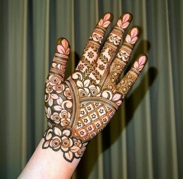 Decorative teej mehndi artwork with symmetry