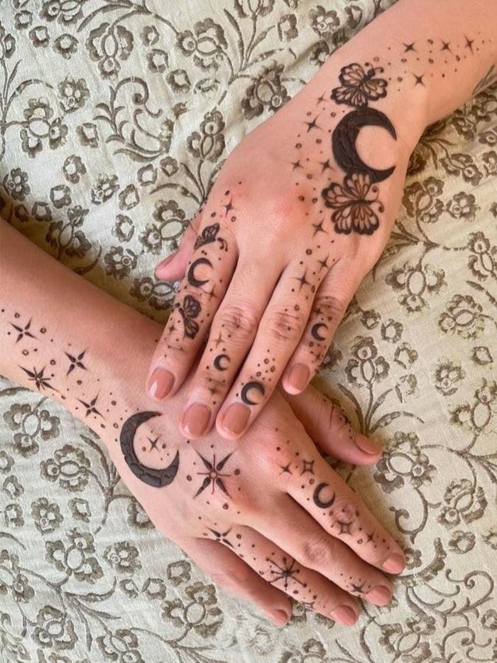 Moon mehndi design simple elegant ornamental artistic patterns