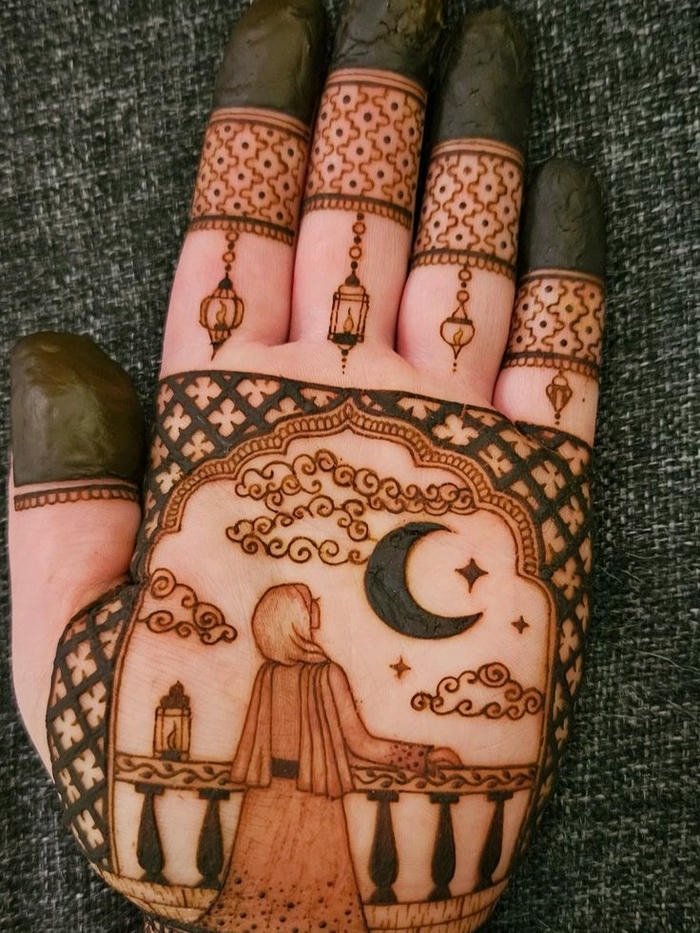 Moon mehndi design subtle curves forming ornamental artistic shapes